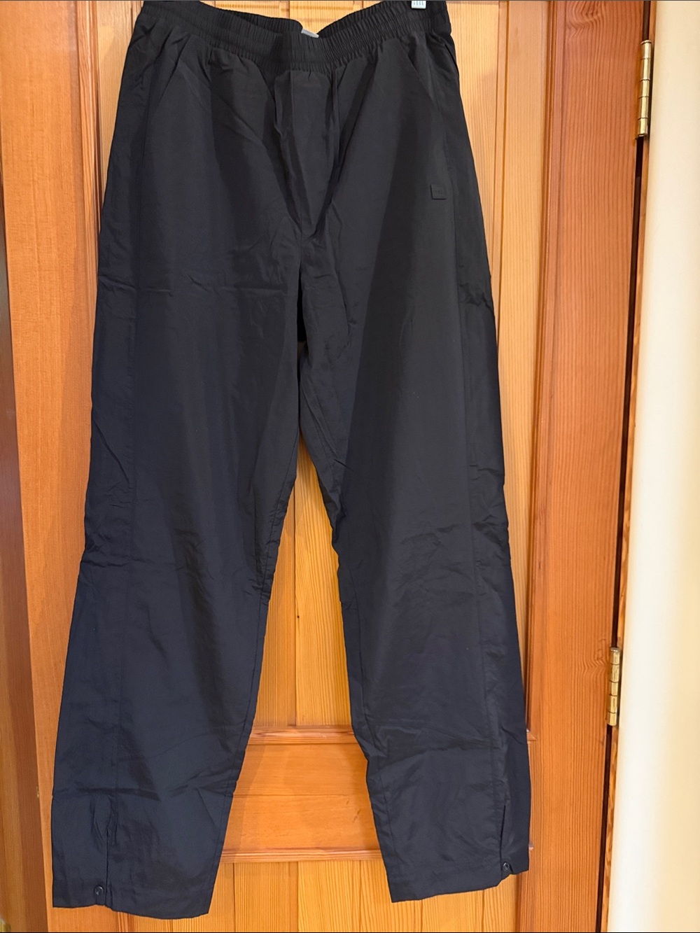 Victoria’s Secret VSX Women’s Black Elastic Waist Lightweight Pants Size M NWT - Picture 1 of 7